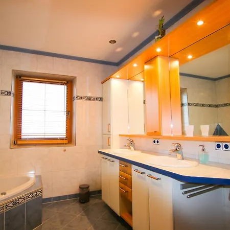 Gittis Panorama Wild31 * Bernau (Kufstein)